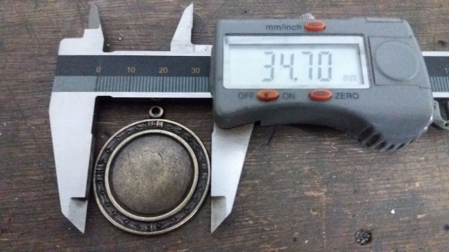 MEDALHA DEPORTIVA METALICA DIAMETRO 34 MM.