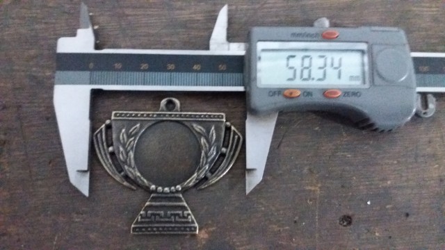 MEDALHA  DEPORTIVA METALICA DIAMETRO 58 MM.